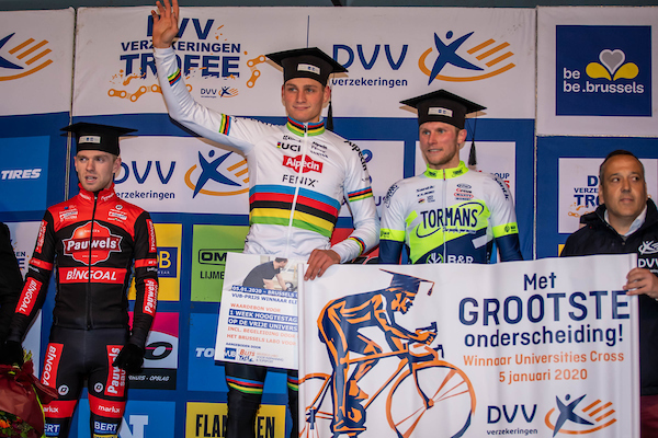 Dubbele victorie voor Alvarado en Van der Poel