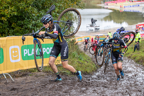 Brand wint en maakt het spannend in Superprestige