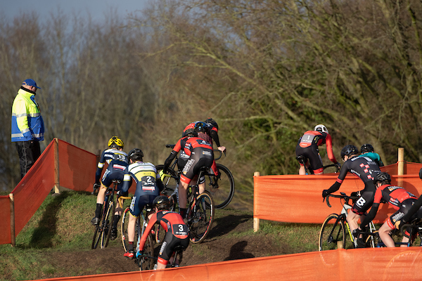 Mouris wint in Nacht van Woerden.